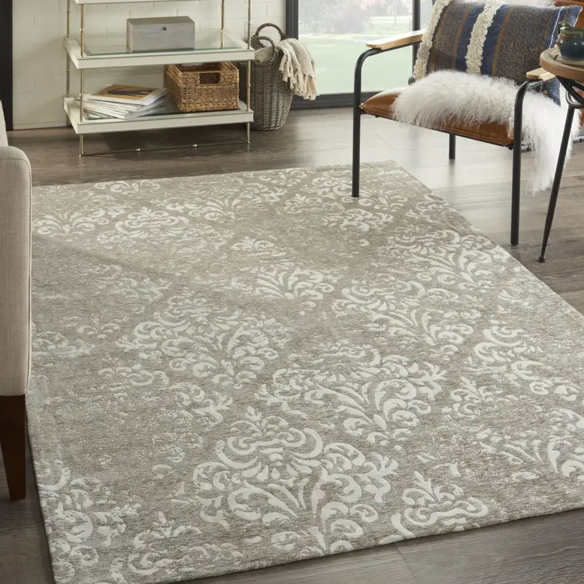 Cream Damask Power Loom Area Rug Photo 2