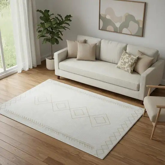 Cream Diamond Area Rug Photo 1
