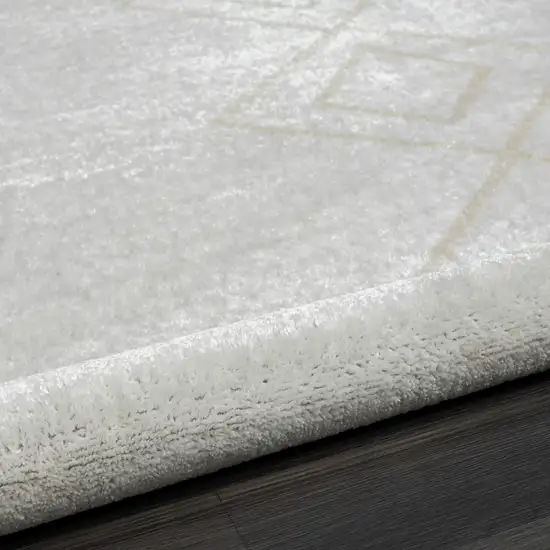 Cream Diamond Area Rug Photo 9