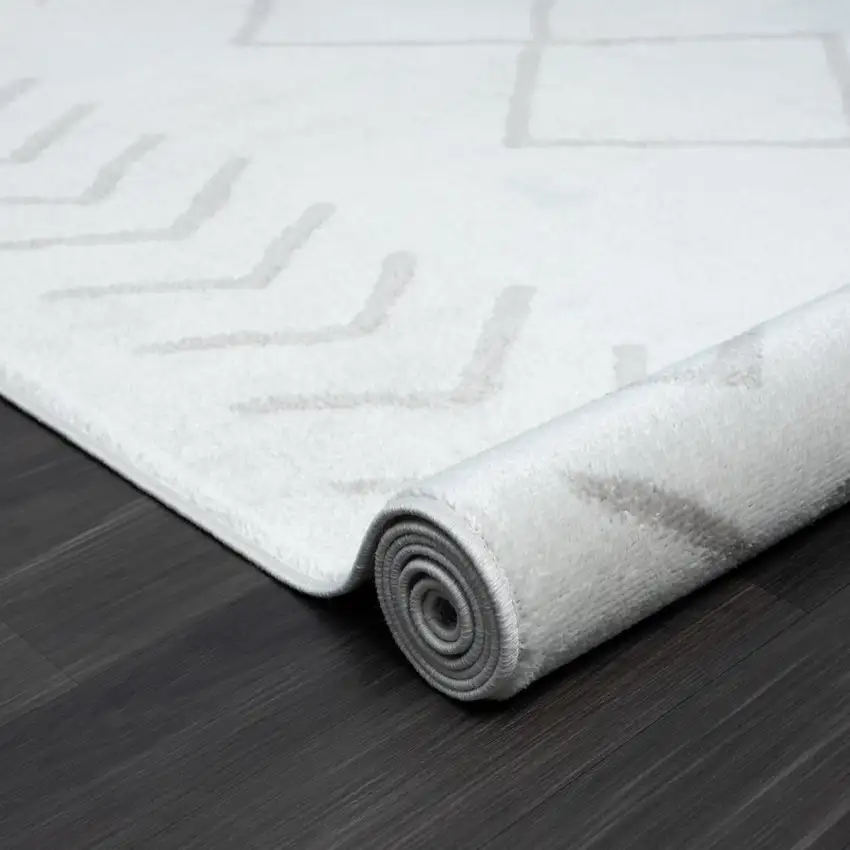Cream Diamond Area Rug Photo 5