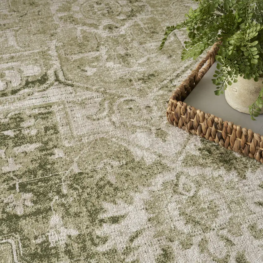 Cream Floral Area Rug Photo 5