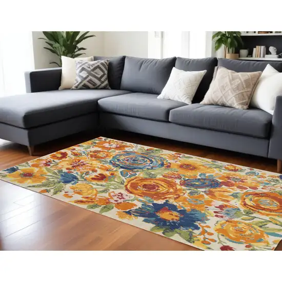 Cream Floral Area Rug Photo 1