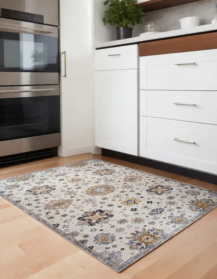 Cream Floral Area Rug Photo 1