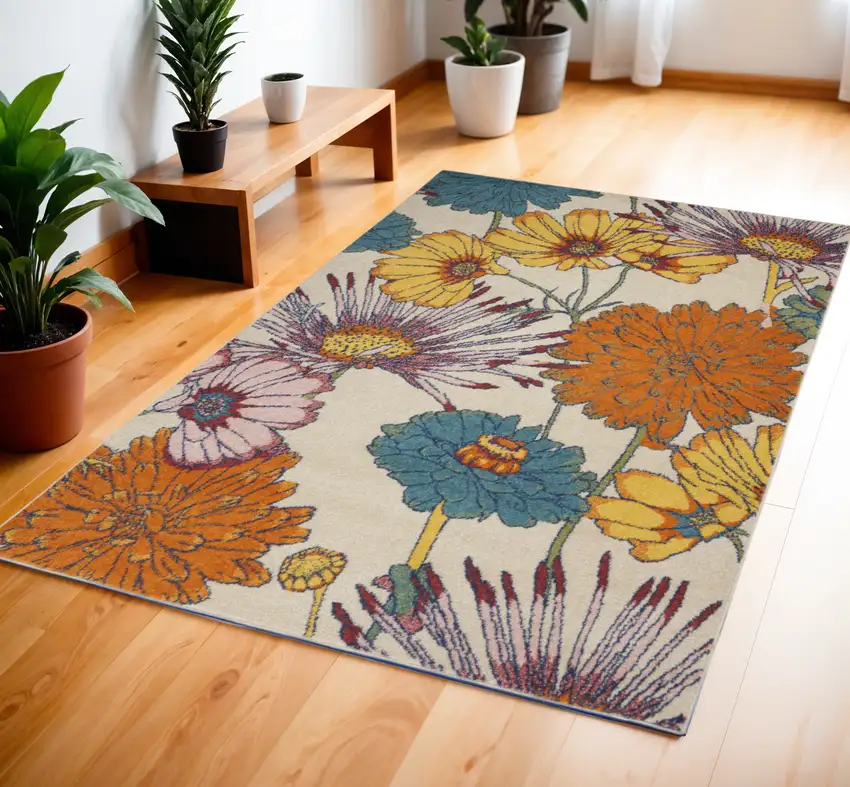 Cream Floral Power Loom Area Rug Photo 1