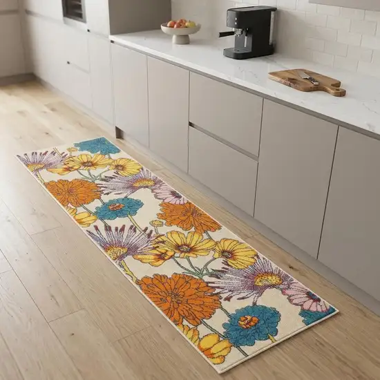 8' Cream Floral Runner Rug Photo 1