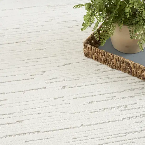 Cream Geometric Area Rug Photo 4