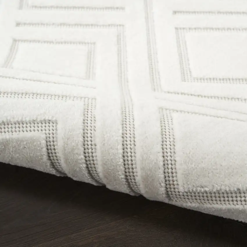 Cream Geometric Area Rug Photo 8