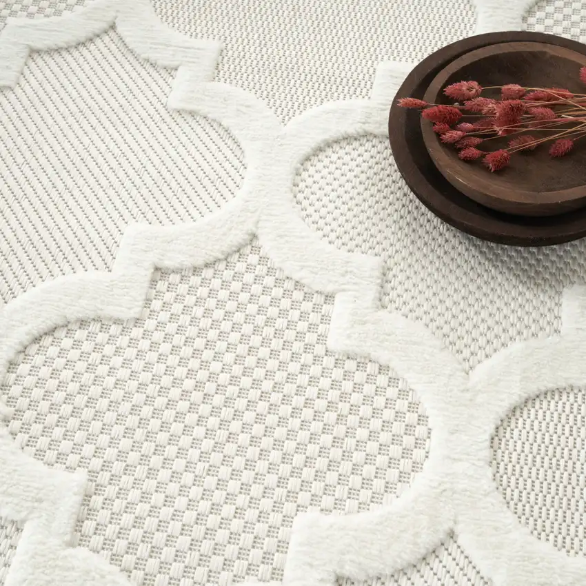 Cream Indoor Outdoor Area Rug Photo 7