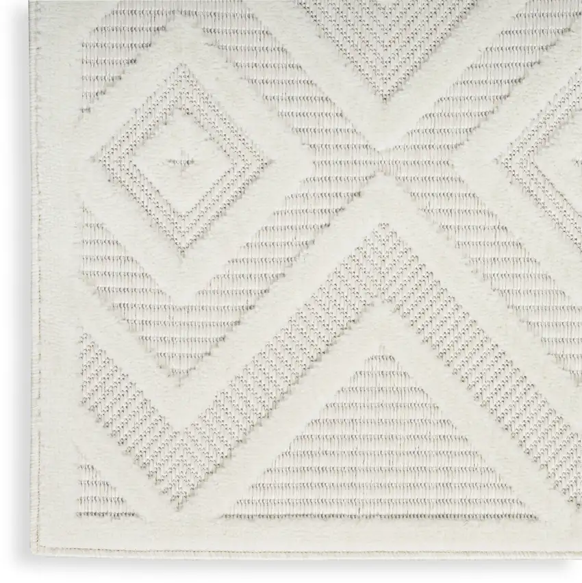 Ivory And White Indoor Outdoor Area Rug Photo 1