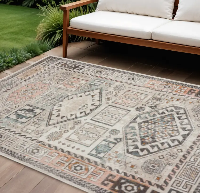 Cream Indoor Outdoor Area Rug Photo 1