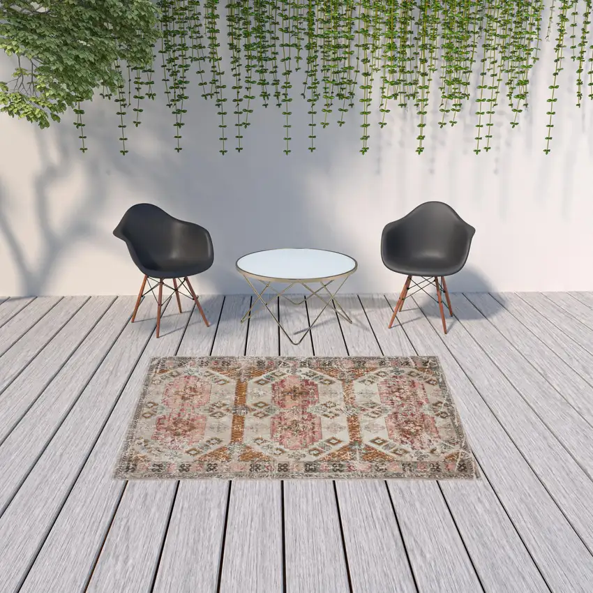 Cream Geometric Stain Resistant Indoor Outdoor Area Rug Photo 2