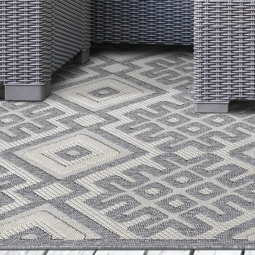 Cream Geometric Stain Resistant Non Skid Indoor Outdoor Area Rug Photo 6