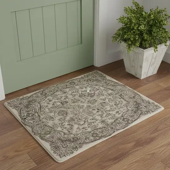 Cream Medallion Power Loom Area Rug Photo 1