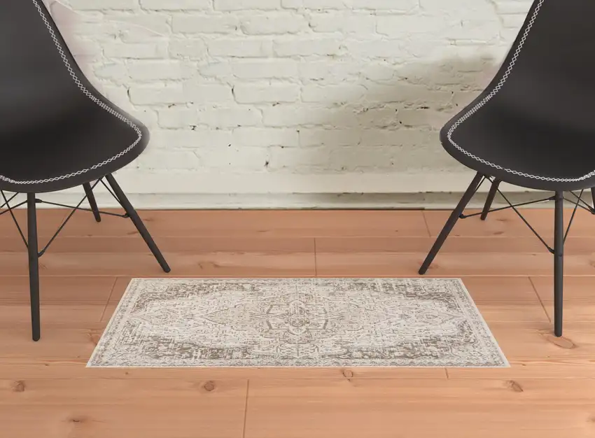 Cream Medallion Power Loom Area Rug Photo 2
