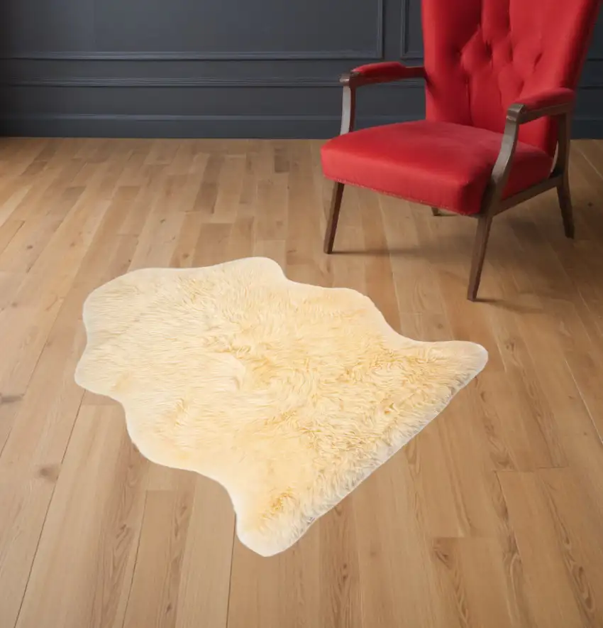 Cream New Zealand Natural Sheepskin Rug Photo 1