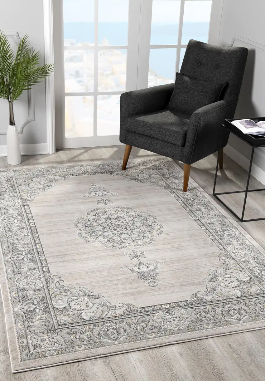 Cream Oriental Area Rug Photo 5