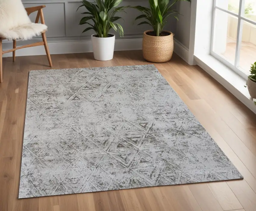 Cream and Beige Abstract Area Rug Photo 2