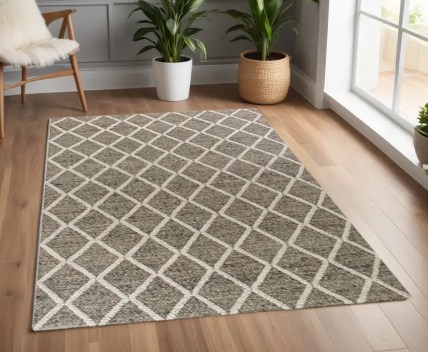 Dark Grey Hand Woven Diamond Pattern Indoor Area Rug Photo 2