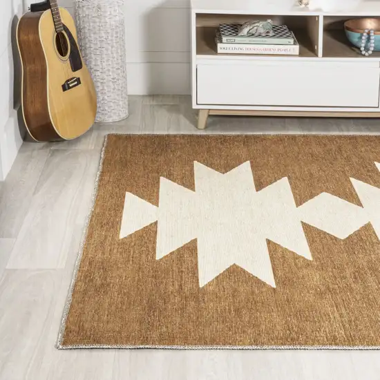 Geometric Area Rug Photo 8