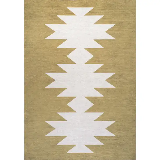 Geometric Area Rug Photo 2