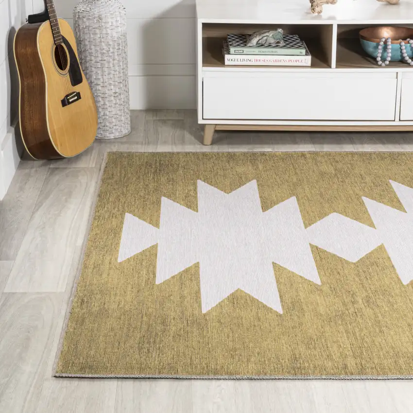 Geometric Area Rug Photo 7