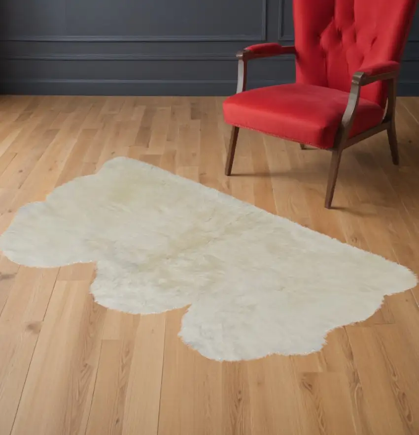 Golden Natural Sheepskin Area Rug Photo 1