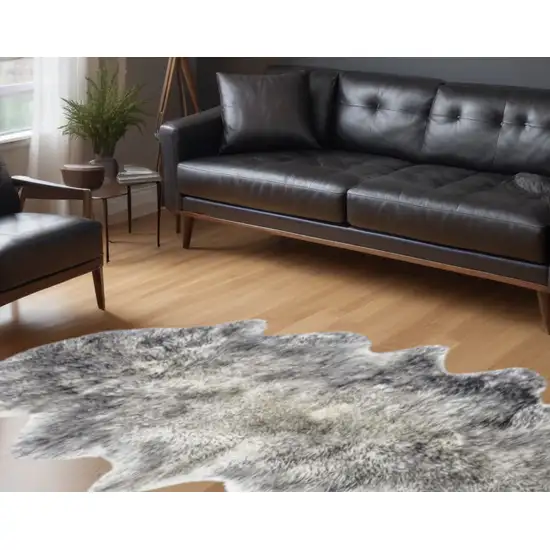 Gradient Grey Animal Print Area Rug Photo 2