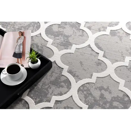 Gray Abstract Area Rug Photo 9