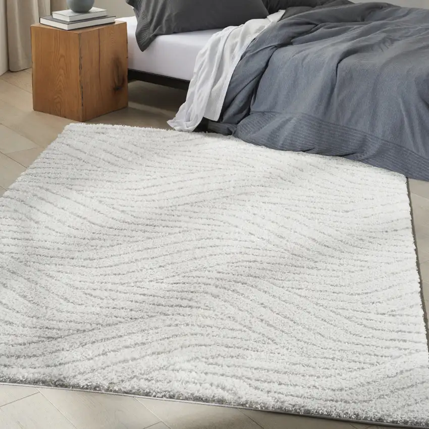 Gray Abstract Area Rug Photo 5