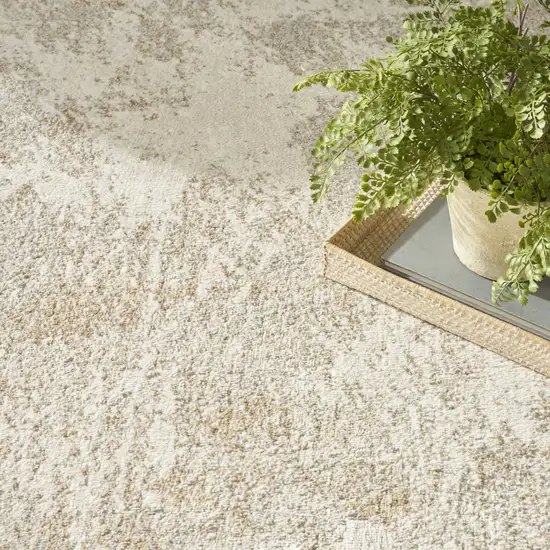 Gray Abstract Area Rug Photo 8