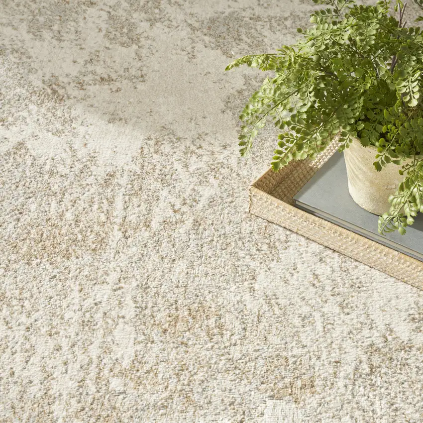 Gray Abstract Area Rug Photo 8