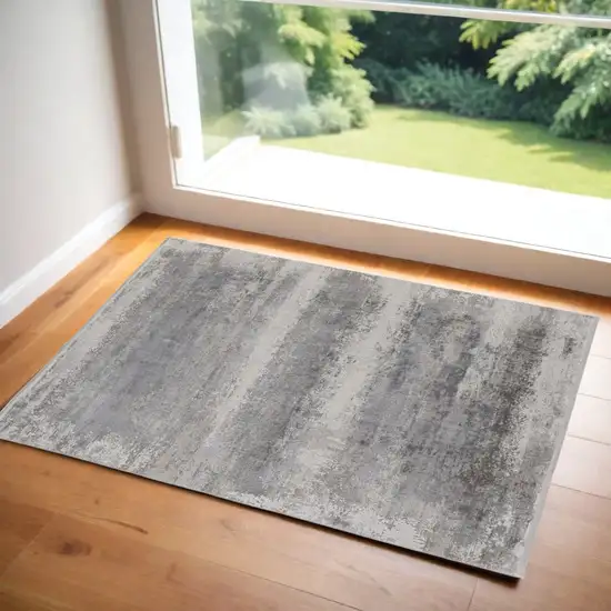 Gray Abstract Power Loom Area Rug With Fringe Photo 1