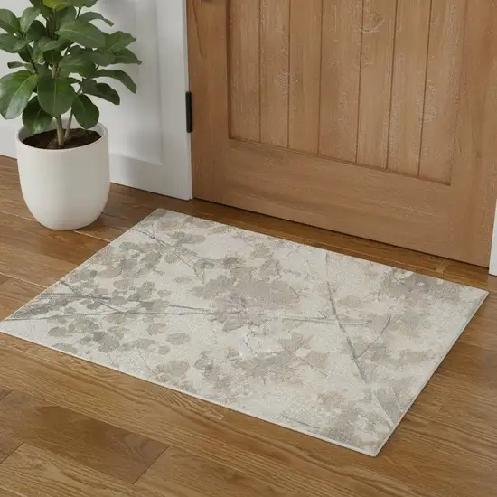 Gray Abstract Power Loom Area Rug Photo 1