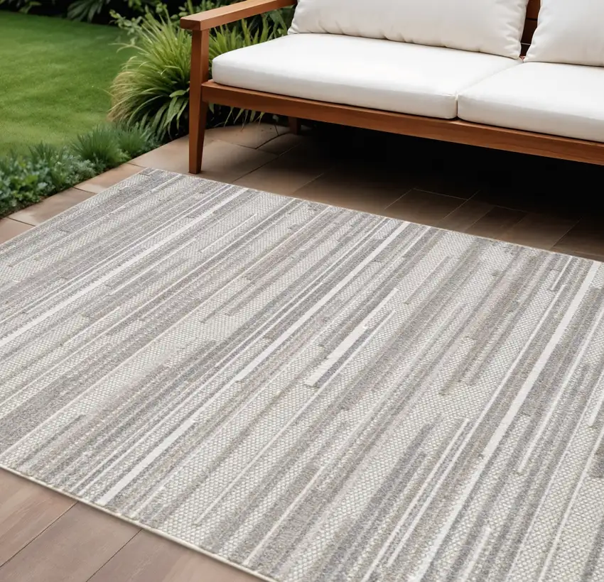 Gray Abstract Stain Resistant Indoor Outdoor Area Rug Photo 1