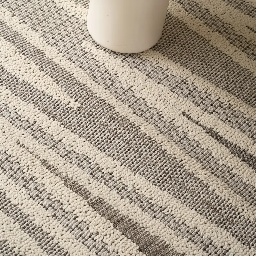 Gray And Beige Abstract Area Rug Photo 2