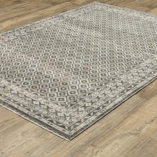 Gray And Beige Diamond Area Rug With Fringe Photo 7