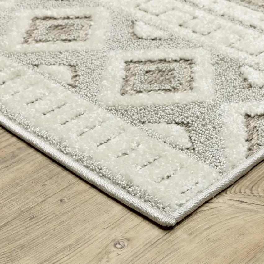 Gray And Beige Tribal Area Rug Photo 5