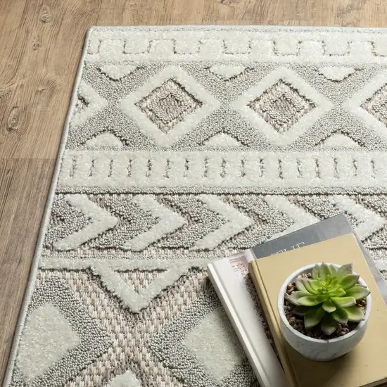 Gray And Beige Tribal Area Rug Photo 9