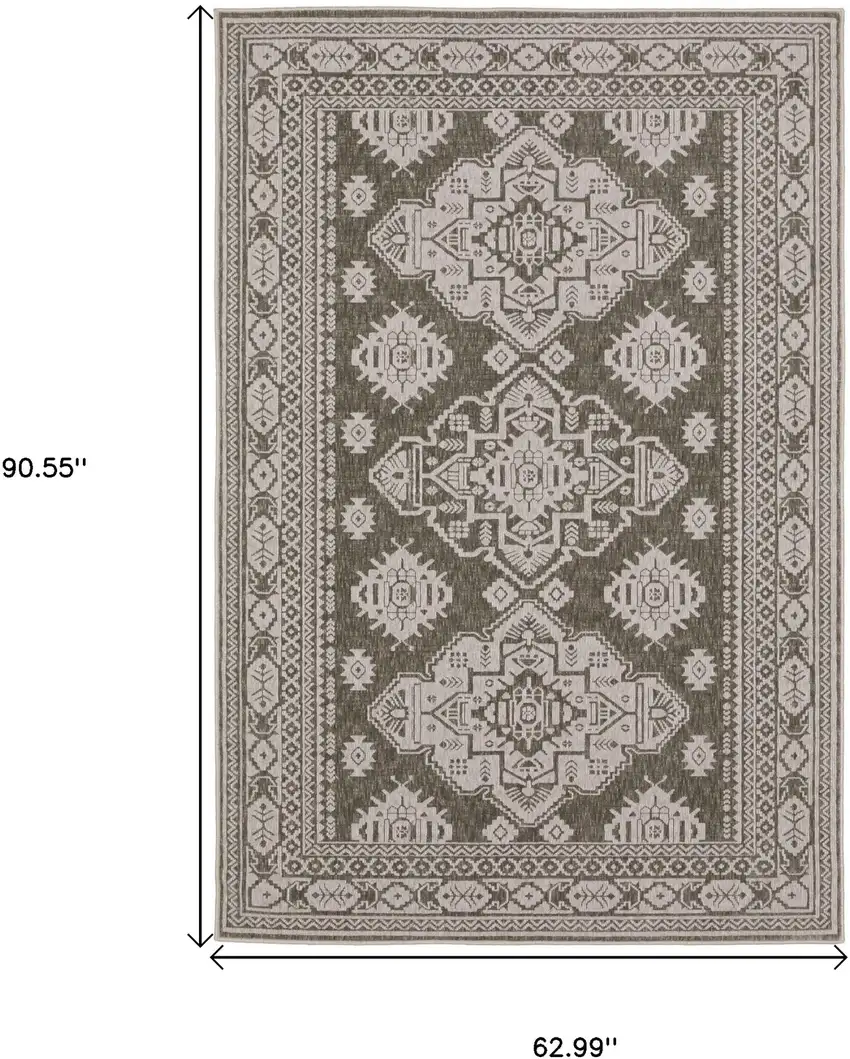 Gray And Gray Medallion Area Rug Photo 3