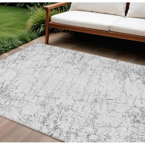 Gray And Ivory Abstract Washable Indoor Outdoor Area Rug Photo 1