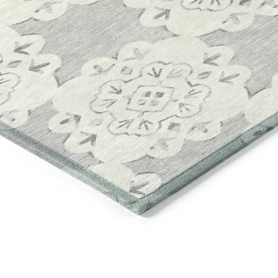 Gray And Ivory Quatrefoil Washable Indoor Outdoor Area Rug Photo 5
