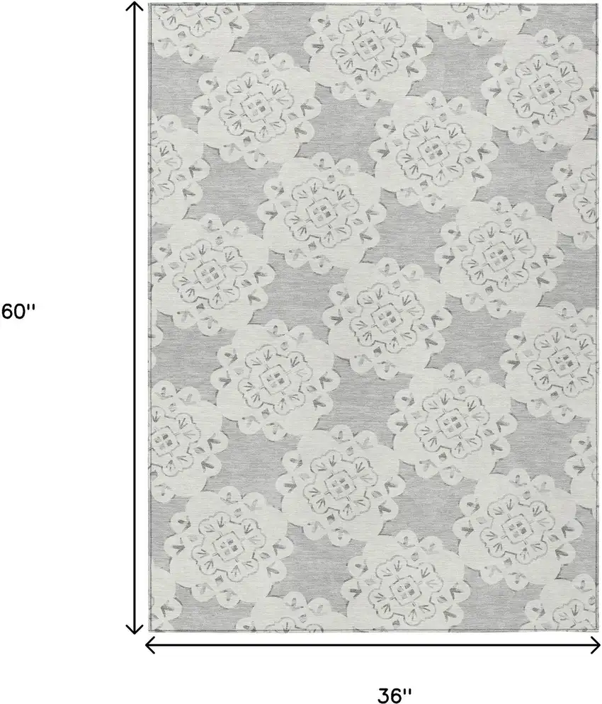 Gray And Ivory Quatrefoil Washable Indoor Outdoor Area Rug Photo 3