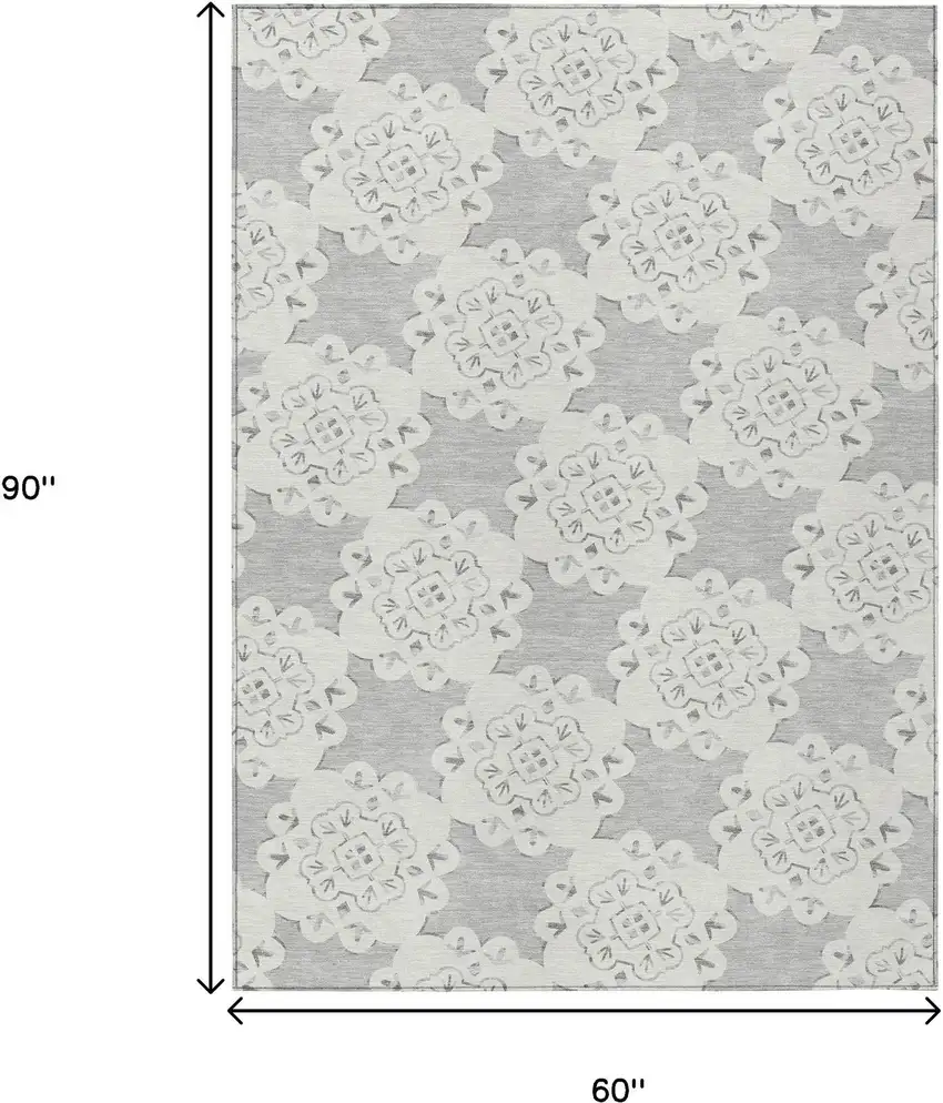 Gray And Ivory Quatrefoil Washable Indoor Outdoor Area Rug Photo 3