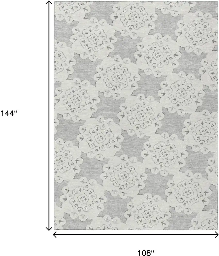 Gray And Ivory Quatrefoil Washable Indoor Outdoor Area Rug Photo 3