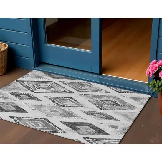 Gray And Silver Aztec Washable Indoor Outdoor Area Rug Photo 2