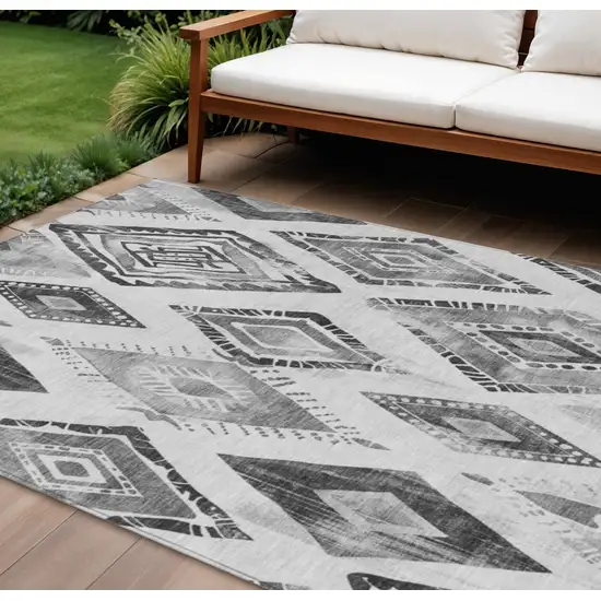 Gray And Silver Aztec Washable Indoor Outdoor Area Rug Photo 2