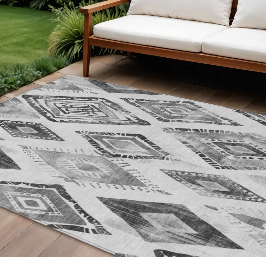 Gray And Silver Aztec Washable Indoor Outdoor Area Rug Photo 2