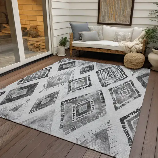 Gray And Silver Aztec Washable Indoor Outdoor Area Rug Photo 5