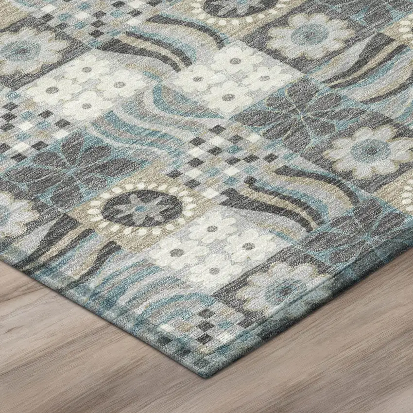Gray And Silver Floral Washable Indoor Outdoor Area Rug Photo 4