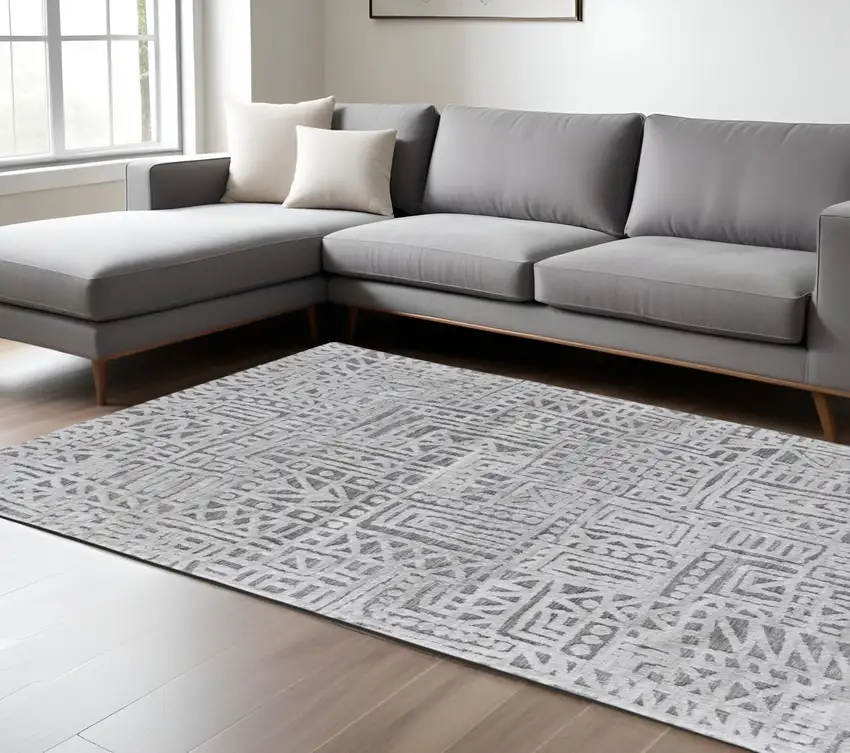 Gray Geometric Non Skid Area Rug Photo 1
